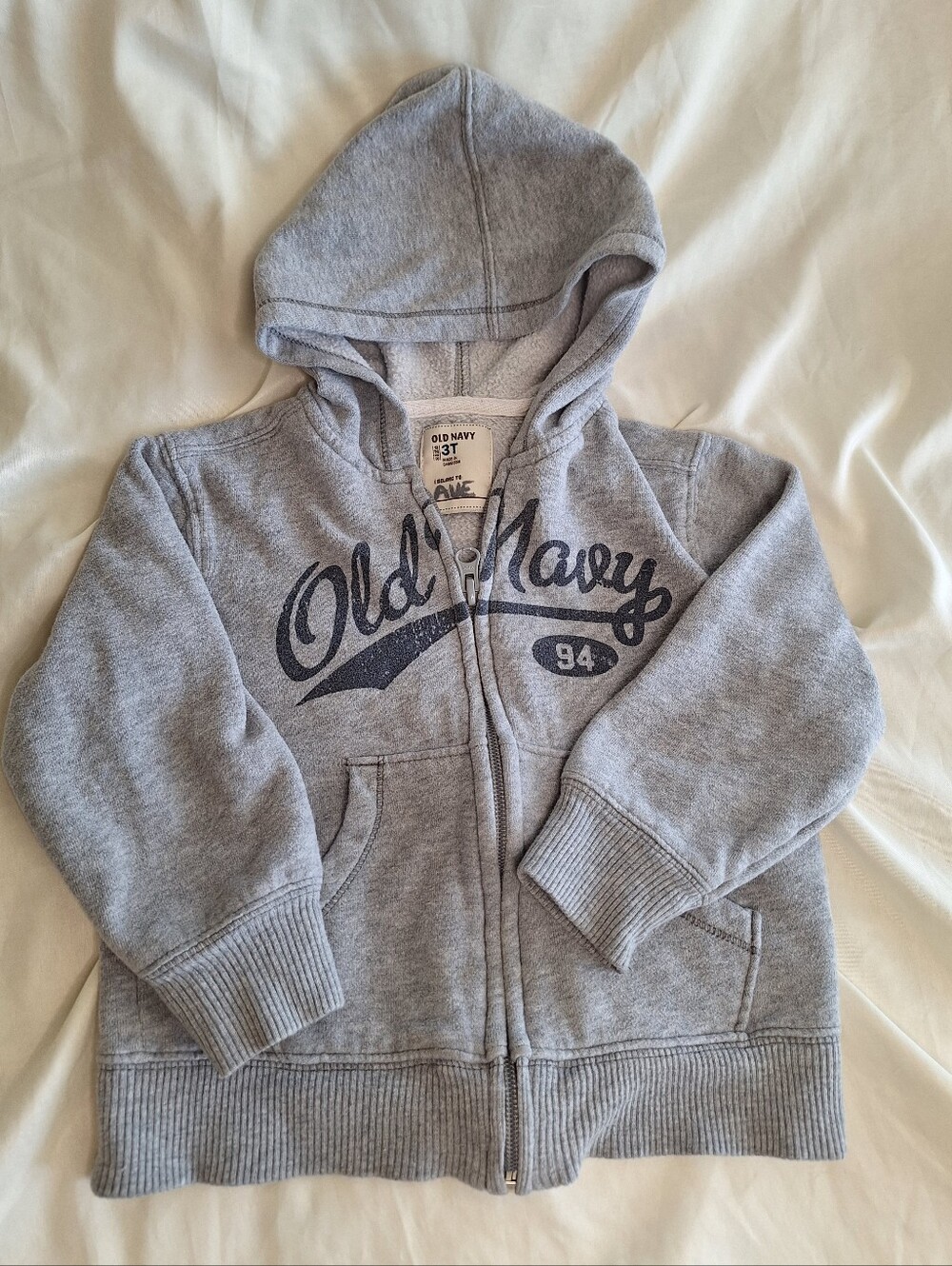 OLD NAVY Boys Zip-up Hoodie in Gray Size 3T